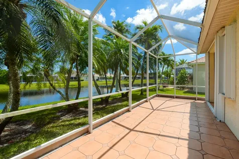 600 Nw Lambrusco Drive Port Saint Lucie FL 34986