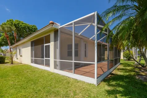 600 Nw Lambrusco Drive Port Saint Lucie FL 34986