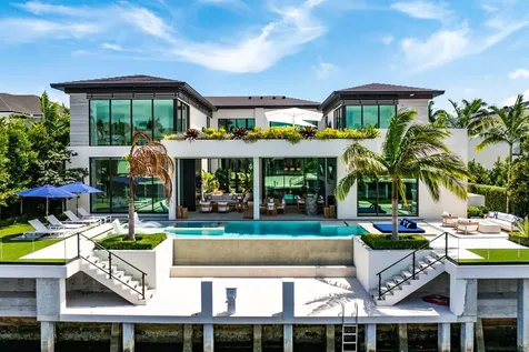 207 W Coconut Palm Road Boca Raton FL 33432