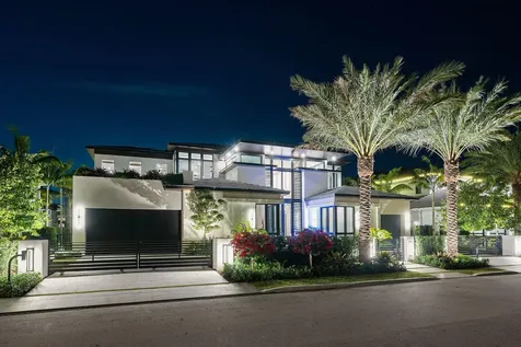207 W Coconut Palm Road Boca Raton FL 33432