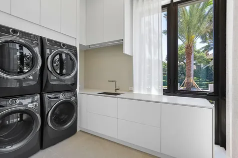 207 W Coconut Palm Road Boca Raton FL 33432