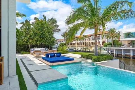 207 W Coconut Palm Road Boca Raton FL 33432