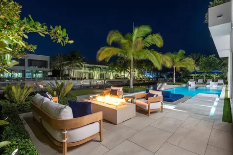 207 W Coconut Palm Road Boca Raton FL 33432