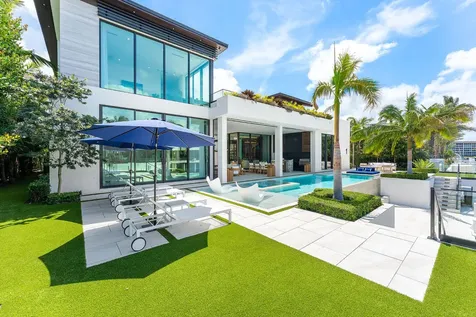 207 W Coconut Palm Road Boca Raton FL 33432