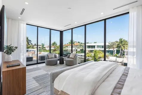 207 W Coconut Palm Road Boca Raton FL 33432