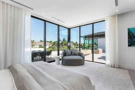 207 W Coconut Palm Road Boca Raton FL 33432