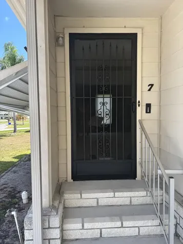 7 Villa Flores Port Saint Lucie FL 34952