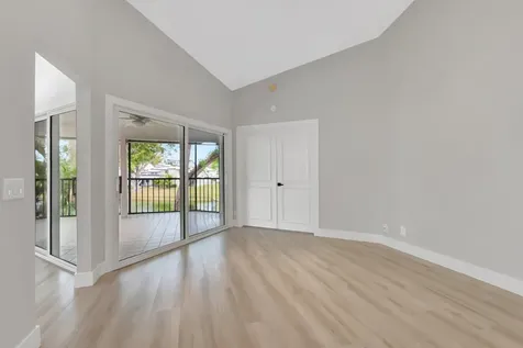 23228 Fountain View Boca Raton FL 33433