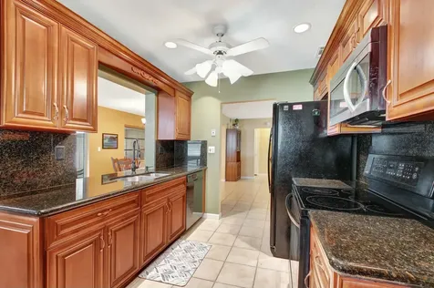 1704 Sw 16th Street Boynton Beach FL 33426