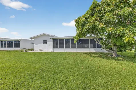 1704 Sw 16th Street Boynton Beach FL 33426