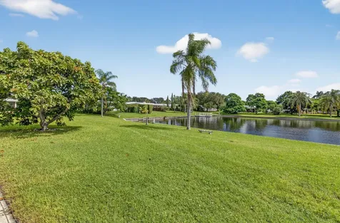 1704 Sw 16th Street Boynton Beach FL 33426