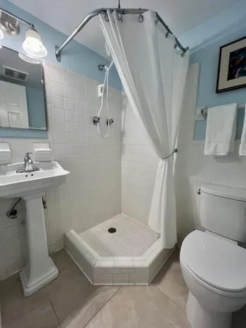 139 Sunrise Avenue Palm Beach FL 33480