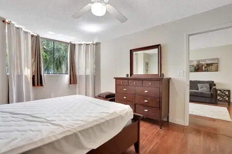 7451 Nw 16th Street Plantation FL 33313