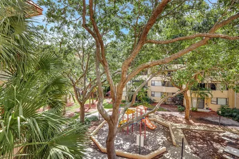 7451 Nw 16th Street Plantation FL 33313