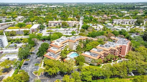 7451 Nw 16th Street Plantation FL 33313
