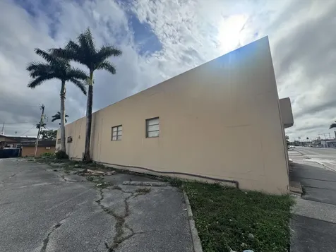 40 SW Avenue B Avenue Belle Glade FL 33430