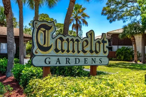 3302 Se Guinevere Lane Port Saint Lucie FL 34952