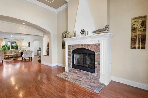981 Sw Hickory Terrace Boca Raton FL 33486