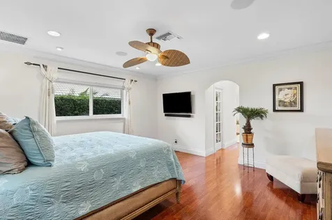981 Sw Hickory Terrace Boca Raton FL 33486
