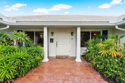 981 Sw Hickory Terrace Boca Raton FL 33486