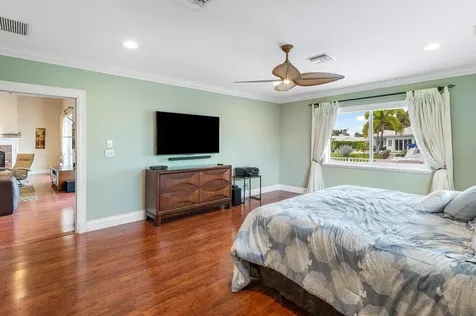 981 Sw Hickory Terrace Boca Raton FL 33486