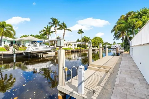 981 Sw Hickory Terrace Boca Raton FL 33486