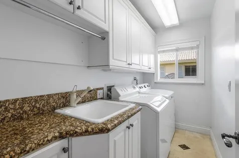 981 Sw Hickory Terrace Boca Raton FL 33486