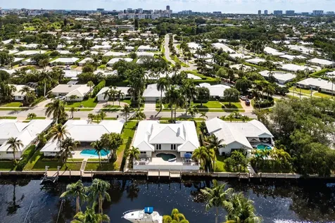 981 Sw Hickory Terrace Boca Raton FL 33486