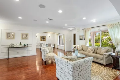 981 Sw Hickory Terrace Boca Raton FL 33486