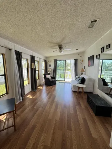 24 Villa Del Norte Fort Pierce FL 34951