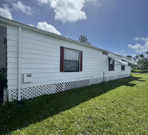 24 Villa Del Norte Fort Pierce FL 34951