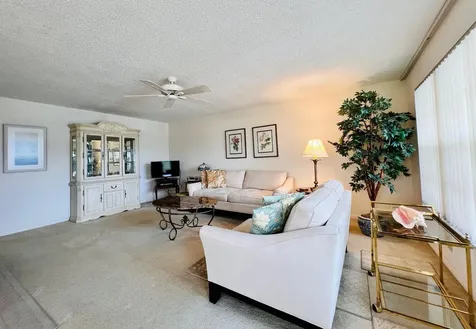 101 Wellington A West Palm Beach FL 33417