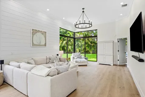 2441 Nw 64th Street Boca Raton FL 33496