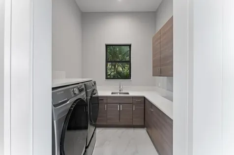 1544 Se Saint Lucie Boulevard Stuart FL 34996