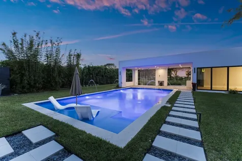 1544 Se Saint Lucie Boulevard Stuart FL 34996