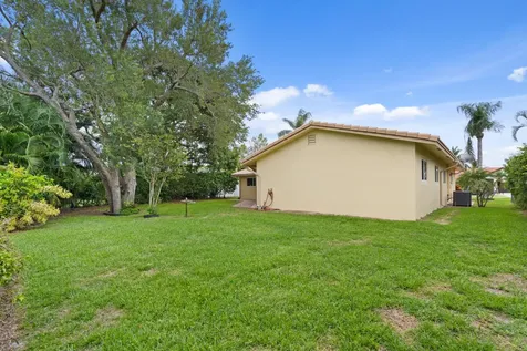 979 Nw 8th Street Boca Raton FL 33486