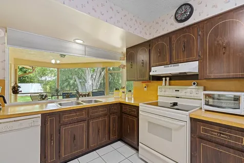 979 Nw 8th Street Boca Raton FL 33486