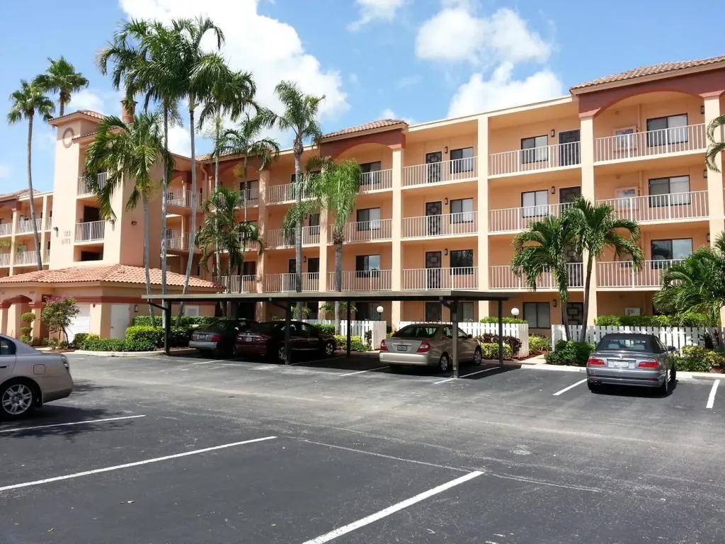 6193 Pointe Regal Circle Delray Beach FL 33484