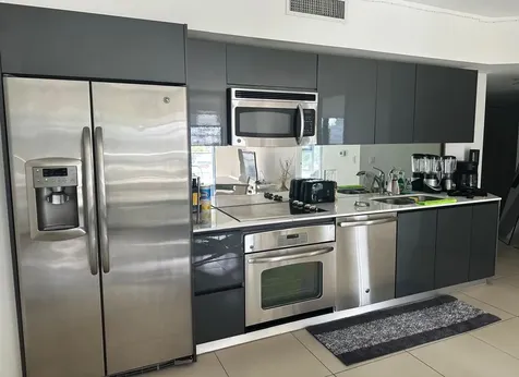 31 SE 6th Street Miami FL 33131