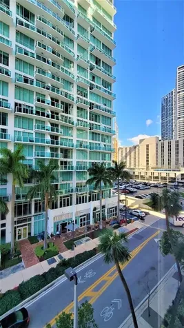 31 SE 6th Street Miami FL 33131