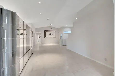 10901 Royal Caribbean Circle Boynton Beach FL 33437