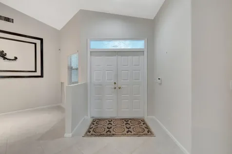 10901 Royal Caribbean Circle Boynton Beach FL 33437