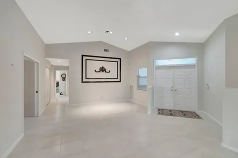 10901 Royal Caribbean Circle Boynton Beach FL 33437