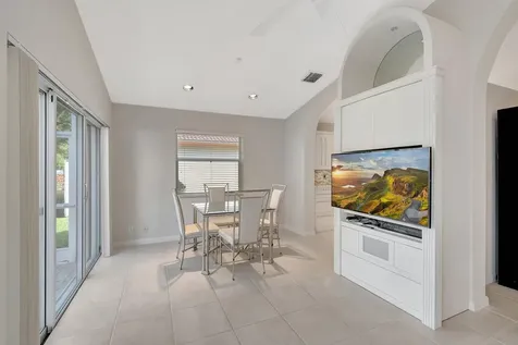 10901 Royal Caribbean Circle Boynton Beach FL 33437