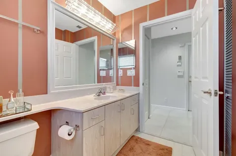 10901 Royal Caribbean Circle Boynton Beach FL 33437