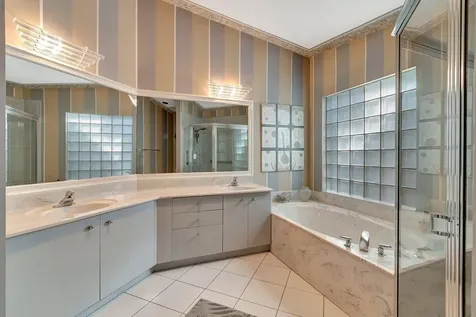 10901 Royal Caribbean Circle Boynton Beach FL 33437