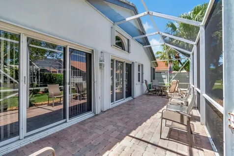 10901 Royal Caribbean Circle Boynton Beach FL 33437