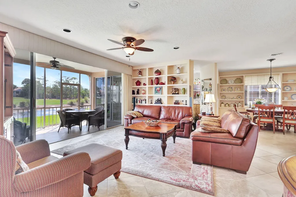 147 Legendary Circle Palm Beach Gardens FL 33418