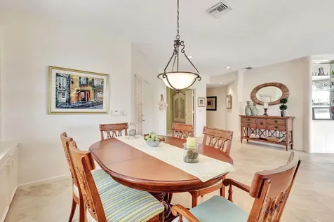 147 Legendary Circle Palm Beach Gardens FL 33418