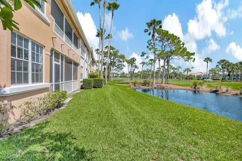 147 Legendary Circle Palm Beach Gardens FL 33418